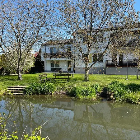 Suri Bau Apartament